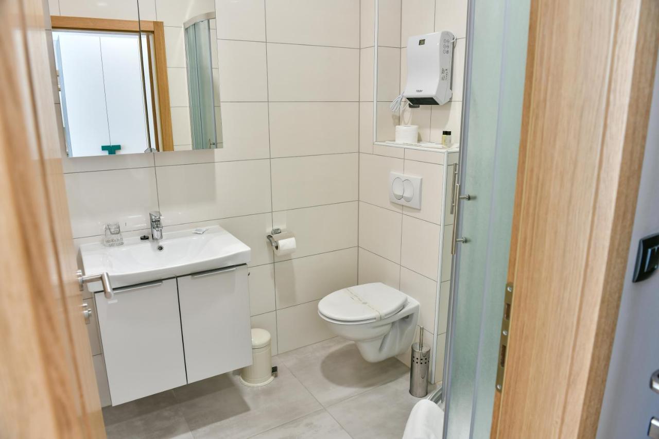 Hostel Green Donji Kraljevoc エクステリア 写真