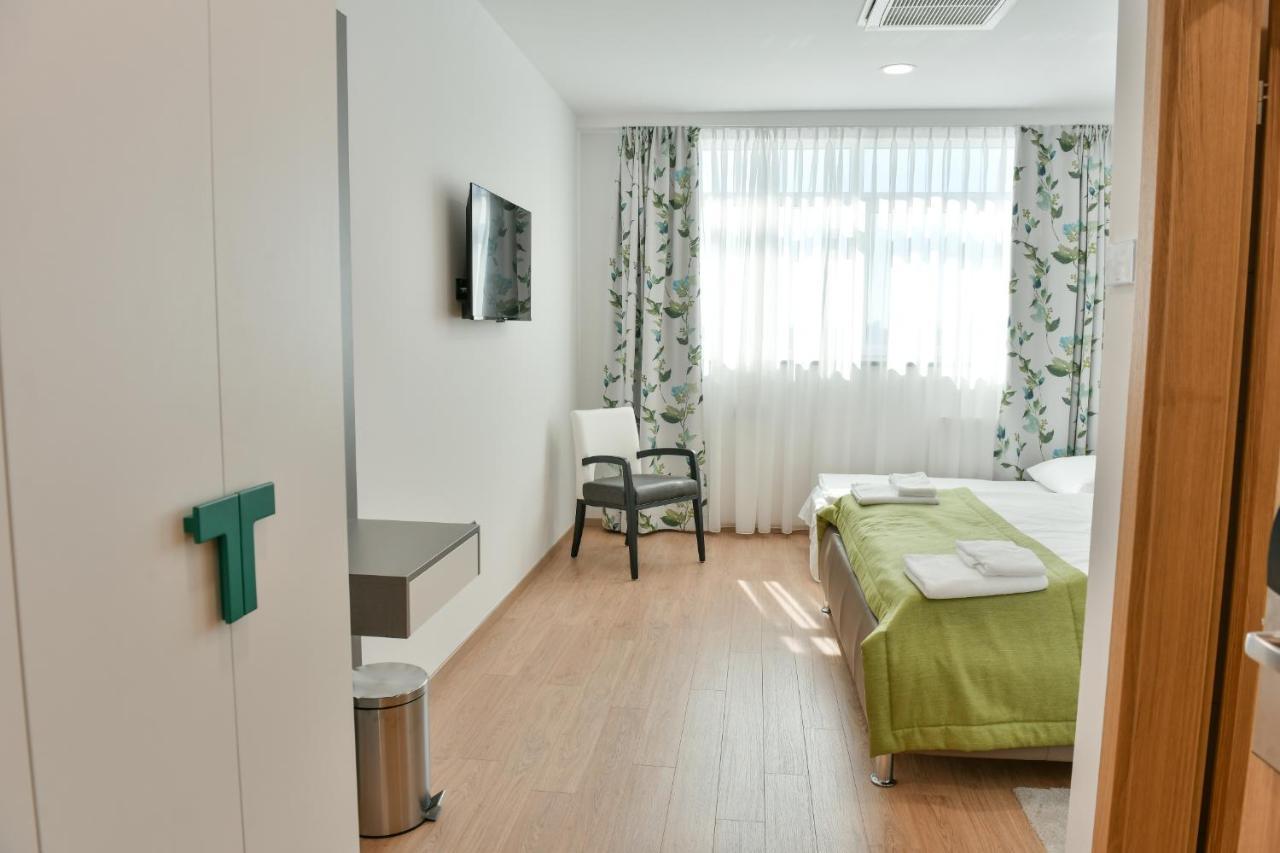 Hostel Green Donji Kraljevoc エクステリア 写真